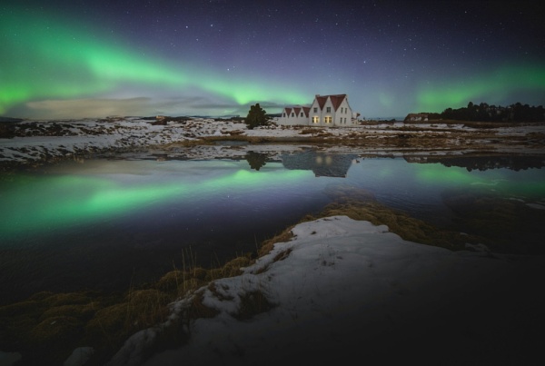 Icelandic Aurora by Tonyd3