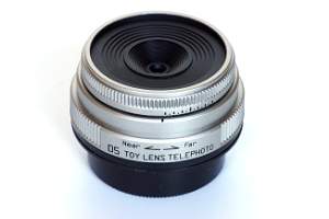Pentax 05 Toy Lens Telephoto 18mm f/8 Review